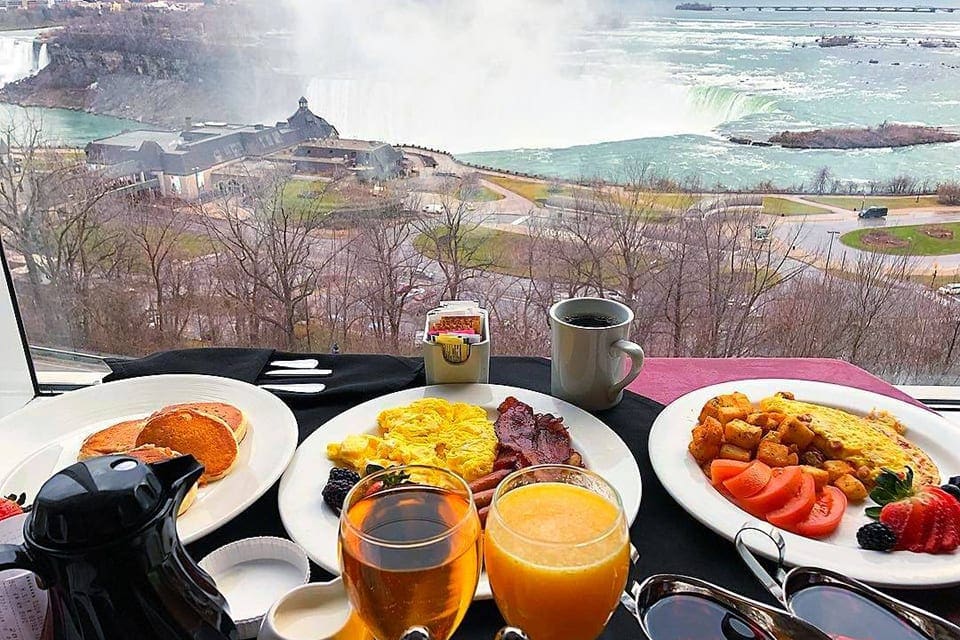 food and champagne with the view of Niagara Falls