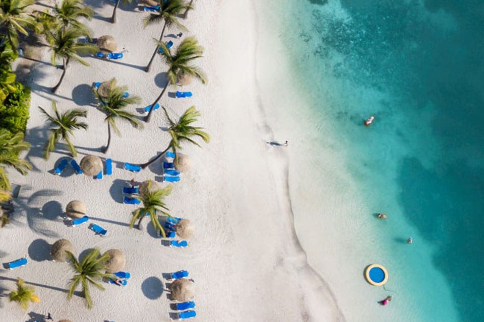 The hotel has two beautiful white-sand beaches: Mamora Bay Beach, and Coco Beach on the aquamarine Atlantic.