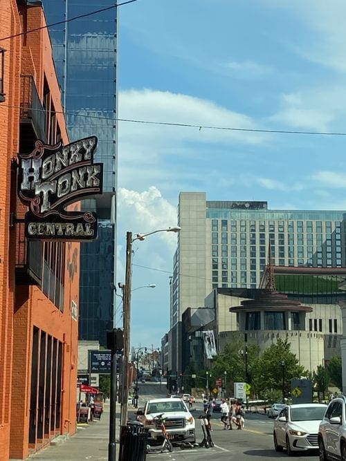 A view of a Nashville street featuring Honky Tonk Central.