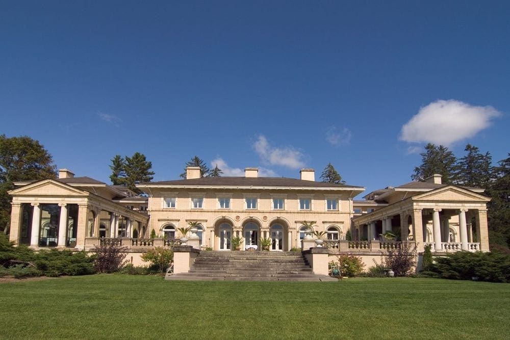 The stately, Italian-style entrane to the Wheatleigh, one of the best locations for a romantic getaway in the Northeast.